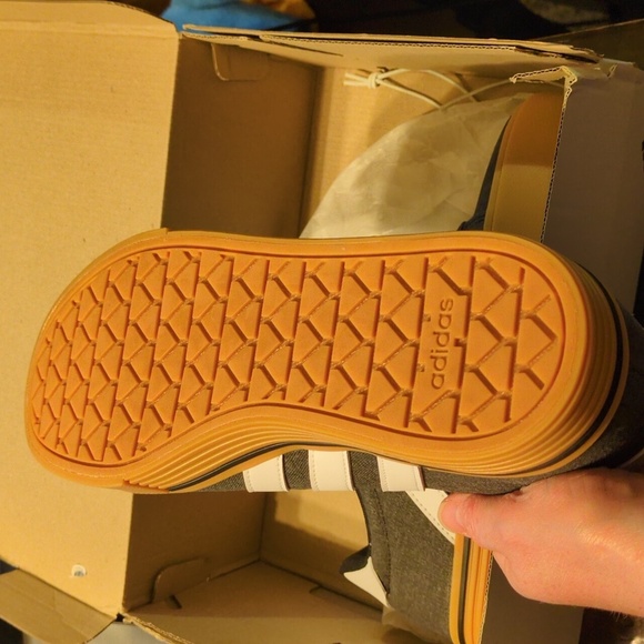 Adidas Skateboard Daily 4.0 Dark Gray 7.5m/8.5w New In Box - Picture 5 of 8